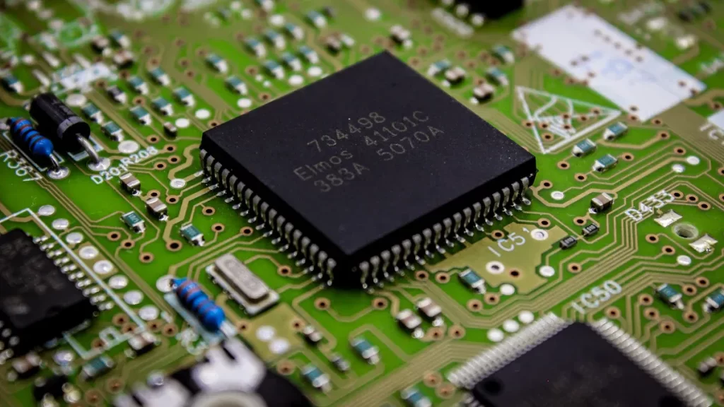 Applications and Benefits of PCBA in Modern Electronics