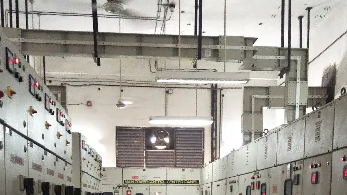 Best Ruggedized Power Converter Boards for Industrial Use