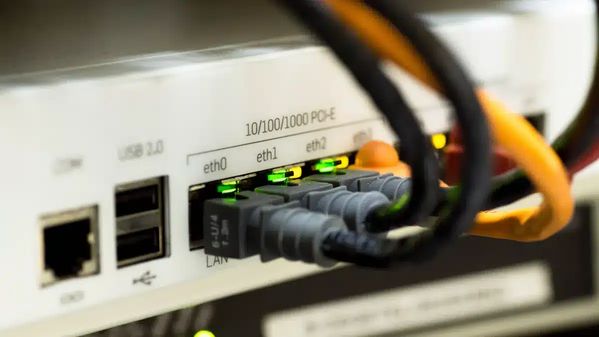 省スペース産業用IoT機器の最新トレンドをチェック