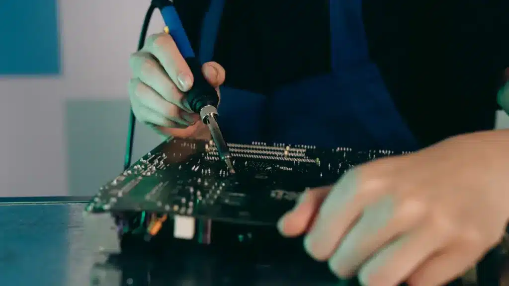 How the Circuit Board Manufacturing Process Works from Design to Assembly