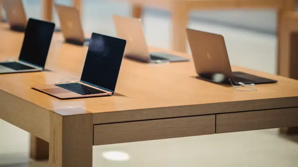 Essential Tips for Finding the Right Electronics Company Near You