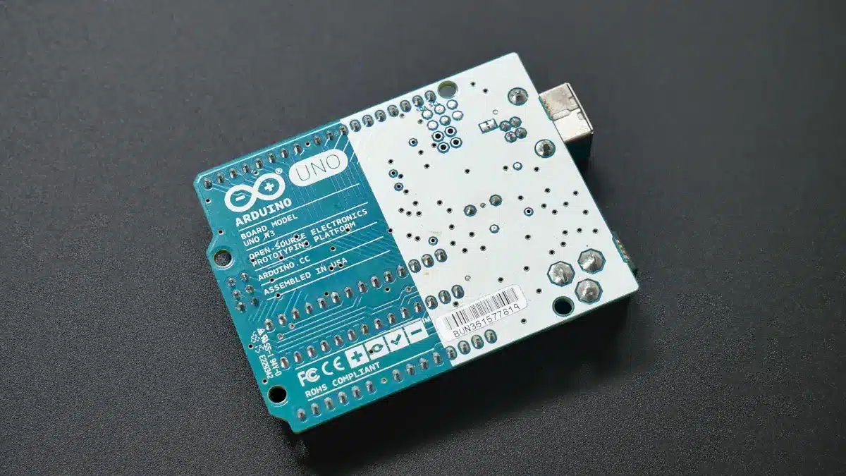 Comparing Popular Prototype Printed Circuit Board Providers